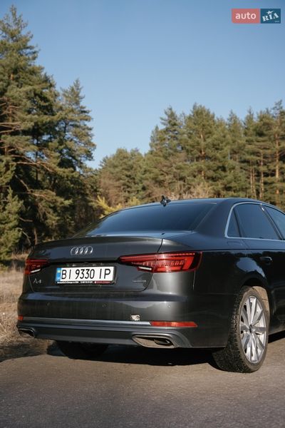 Седан Audi A4 2019 в Кременчуге