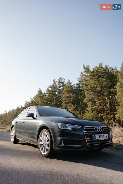 Седан Audi A4 2019 в Кременчуге