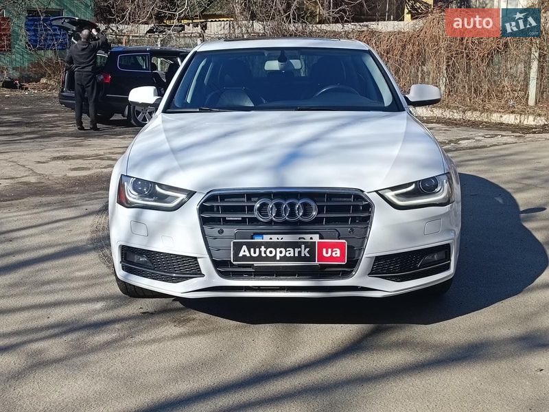 Седан Audi A4 2015 в Харькове