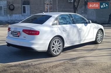 Седан Audi A4 2015 в Харькове