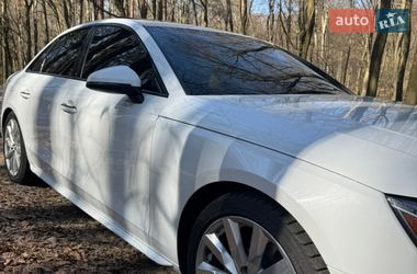 Седан Audi A4 2021 в Львове