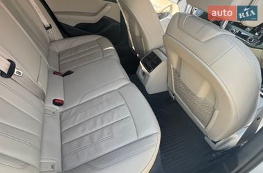 Седан Audi A4 2021 в Львове