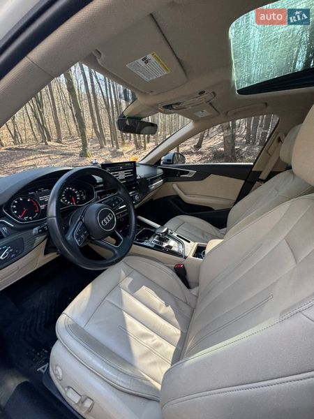Седан Audi A4 2021 в Львове