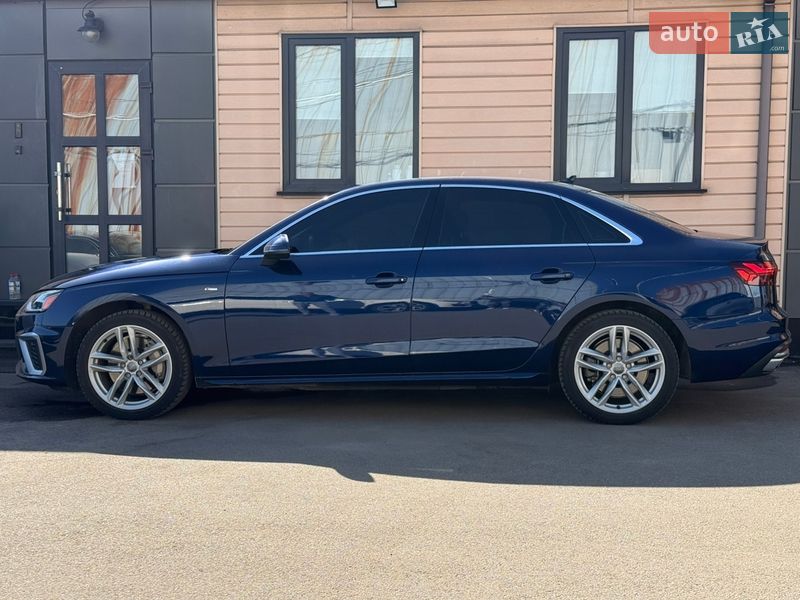 Седан Audi A4 2021 в Киеве