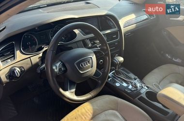 Седан Audi A4 2013 в Бобрке