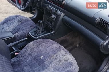 Седан Audi A4 1995 в Рахове