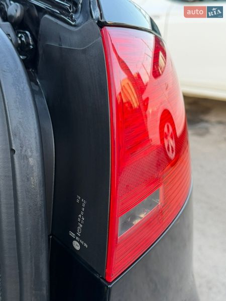 Седан Audi A4 2005 в Днепре