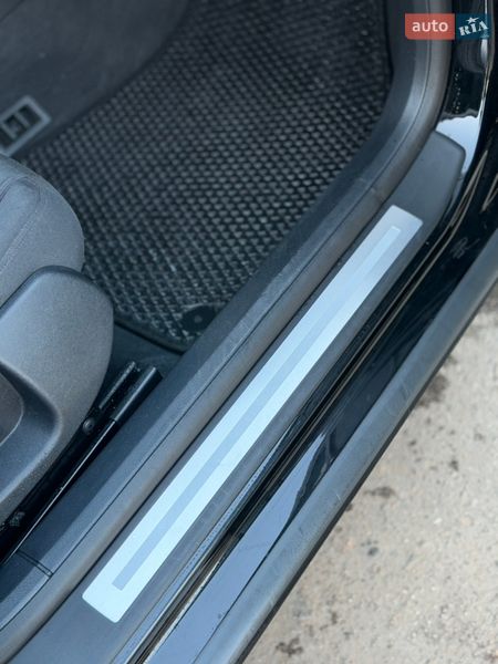 Седан Audi A4 2005 в Днепре