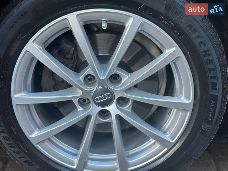 Седан Audi A4 2018 в Броварах