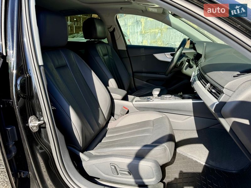 Седан Audi A4 2019 в Харкові