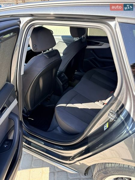 Универсал Audi A4 2020 в Старом Самборе