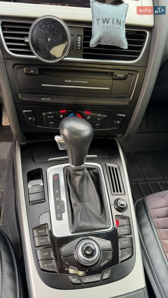 Седан Audi A4 2010 в Одессе