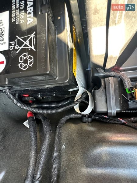 Универсал Audi A4 2020 в Киеве