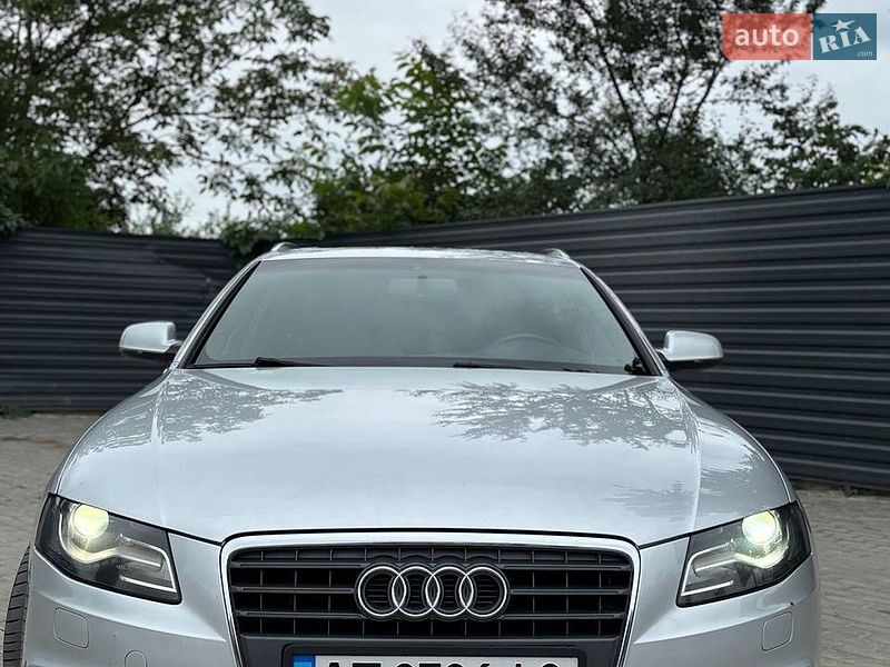 Audi A4 2011