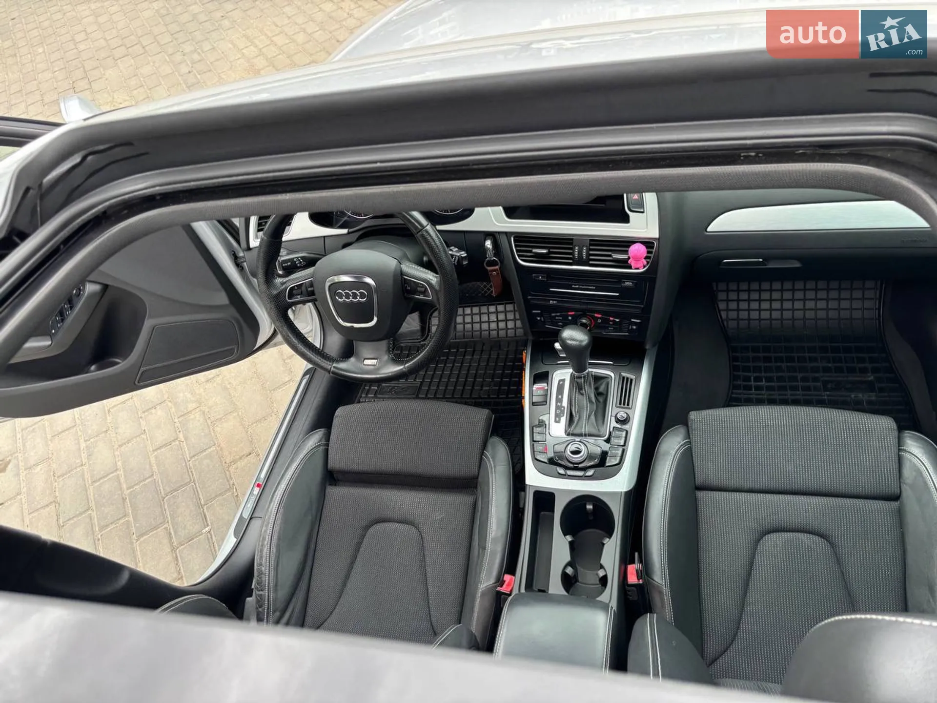 2011 Audi A4 - мініатюра 22