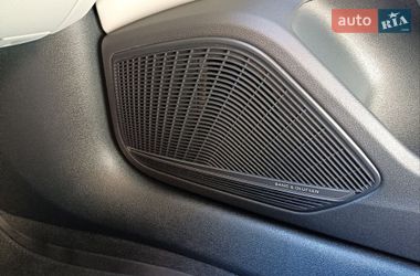 Седан Audi A4 2023 в Киеве