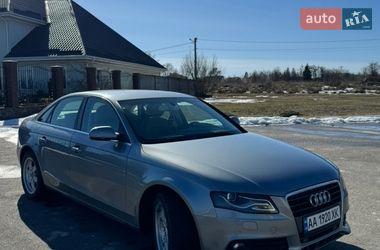 Седан Audi A4 2010 в Буче