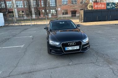 Седан Audi A4 2014 в Киеве