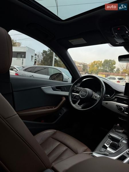 Седан Audi A4 2017 в Киеве