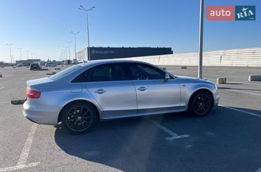 Седан Audi A4 2015 в Львове