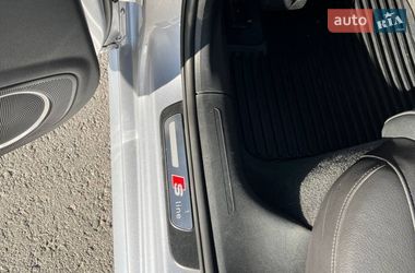 Седан Audi A4 2015 в Львове