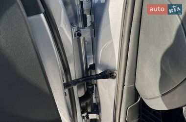 Седан Audi A4 2015 в Львове