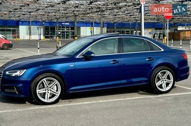 Седан Audi A4 2016 в Львові