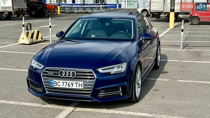 Седан Audi A4 2016 в Львові