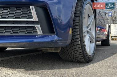 Седан Audi A4 2016 в Львові