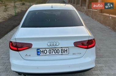 Седан Audi A4 2015 в Тернополе