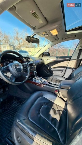 Седан Audi A4 2011 в Киеве
