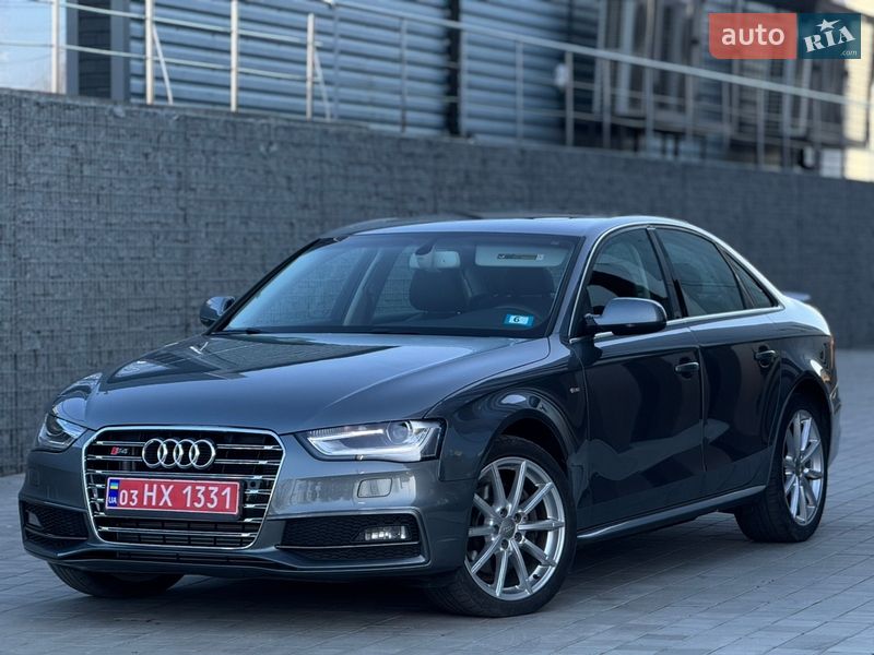 Седан Audi A4 2015 в Луцке
