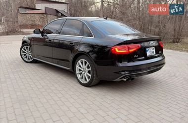 Седан Audi A4 2015 в Запорожье