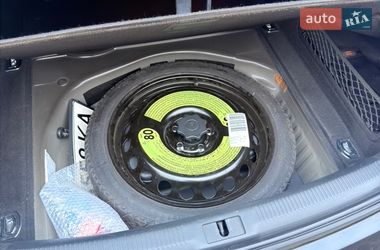Седан Audi A4 2015 в Запорожье