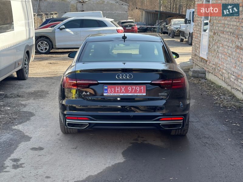 Седан Audi A4 2021 в Ровно
