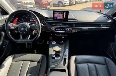 Седан Audi A4 2017 в Виннице