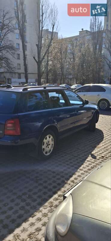 Універсал Audi A4 1997 в Києві