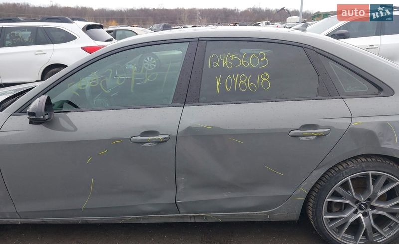 Седан Audi A4 2020 в Киеве