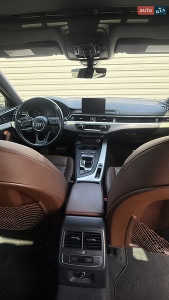 Седан Audi A4 2017 в Николаеве