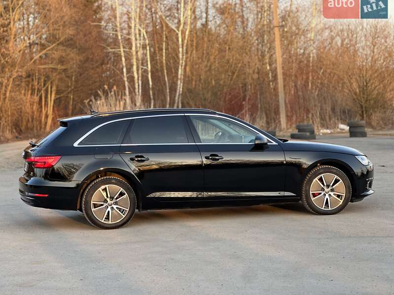 Універсал Audi A4 2016 в Дрогобичі