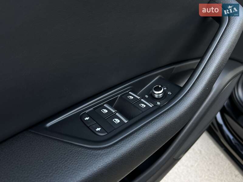 Універсал Audi A4 2016 в Дрогобичі