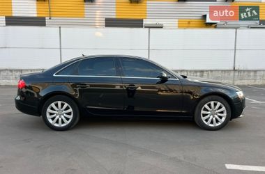 Седан Audi A4 2012 в Киеве