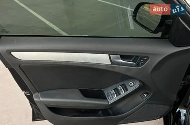 Седан Audi A4 2012 в Киеве