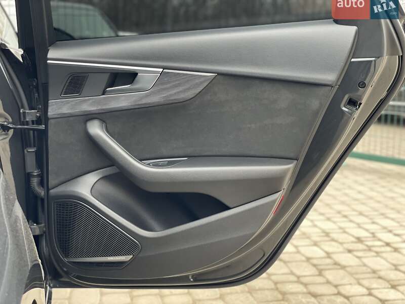 Универсал Audi A4 2017 в Бердичеве
