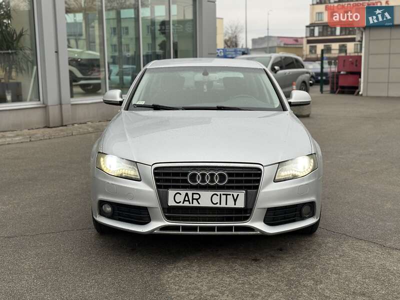Седан Audi A4 2008 в Києві