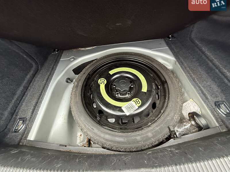 Седан Audi A4 2008 в Києві
