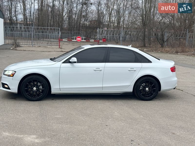 Седан Audi A4 2014 в Житомирі