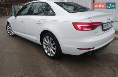 Седан Audi A4 2016 в Киеве