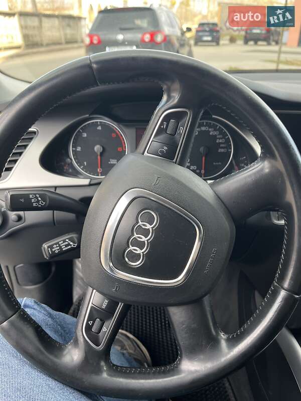 Универсал Audi A4 2010 в Луцке