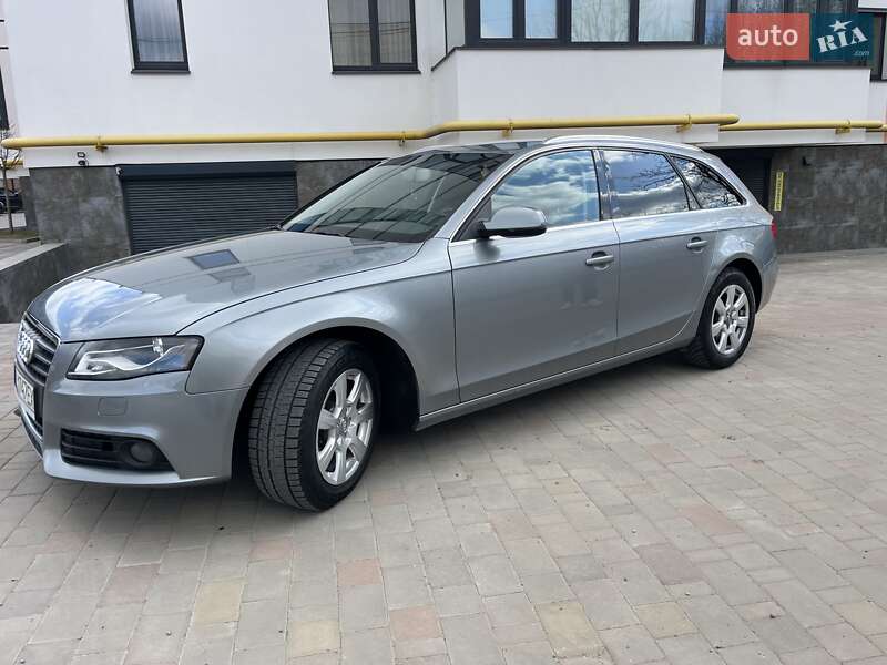 Универсал Audi A4 2010 в Луцке